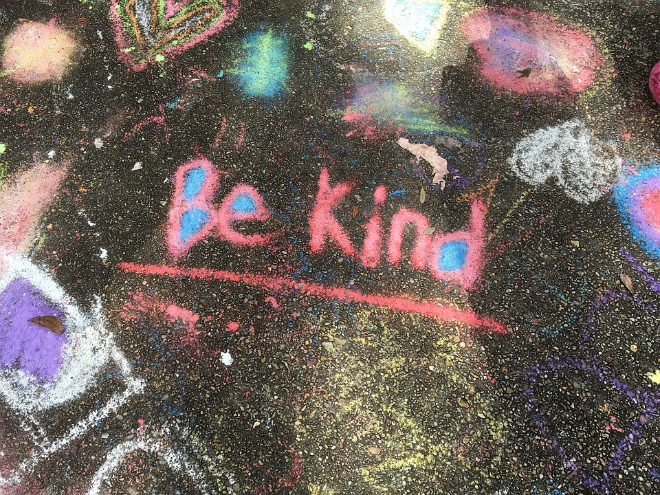 MOMI LEARNS| Kindness is Everywhere MOMI LEARNS| Kindness is Everywhere
