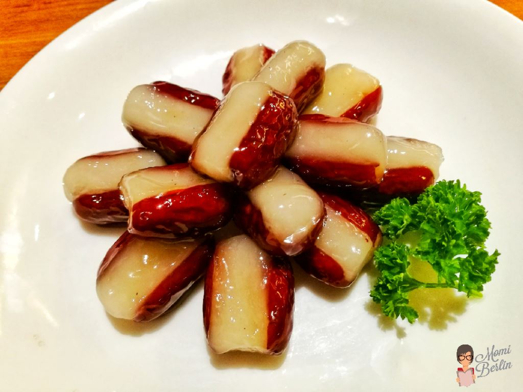 MOMI EXPERIENCES Paradise Dynasty MOMI EXPERIENCES Paradise Dynasty