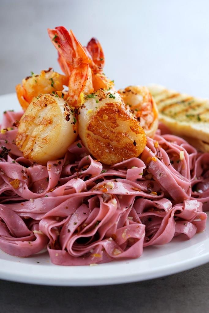MOMI SHARES| Perfect stay-at-home date this Valentine's Day MOMI SHARES| Perfect stay-at-home date this Valentine's Day