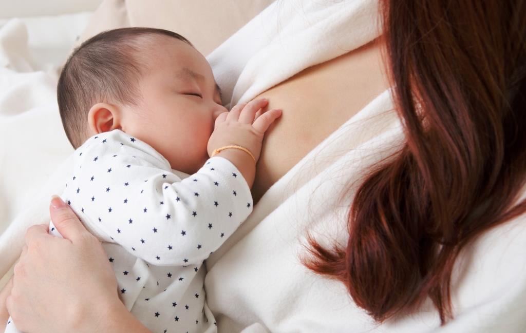 MOMI SMILES| MakatiMed is a Mother-Baby Friendly Workplace MOMI SMILES| MakatiMed is a Mother-Baby Friendly Workplace