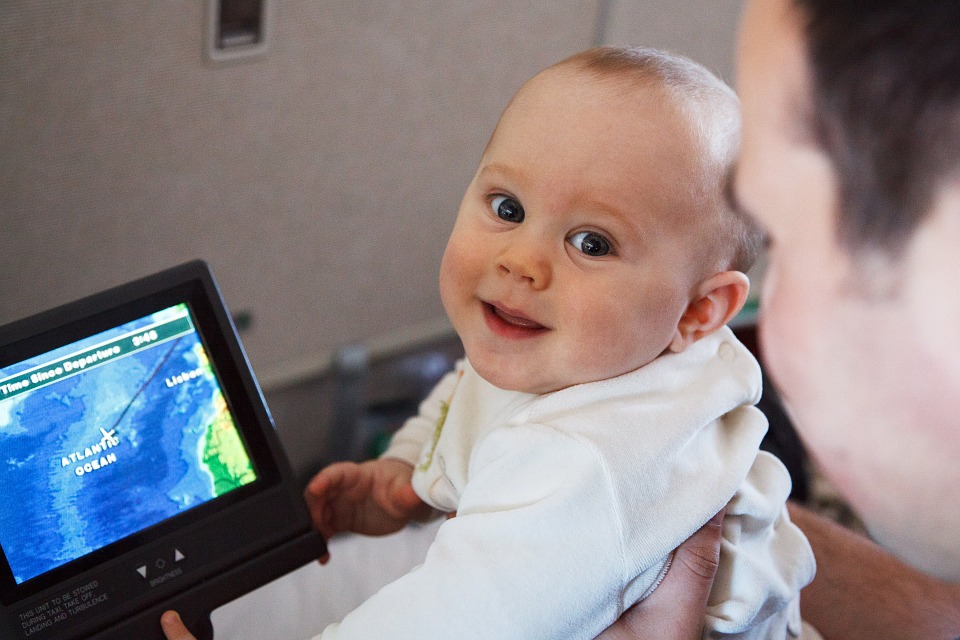 MOMI SHARES| Traveling with toddlers MOMI SHARES| Traveling with toddlers