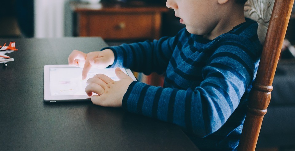 Should you give your kids an iPad? Should you give your kids an iPad?
