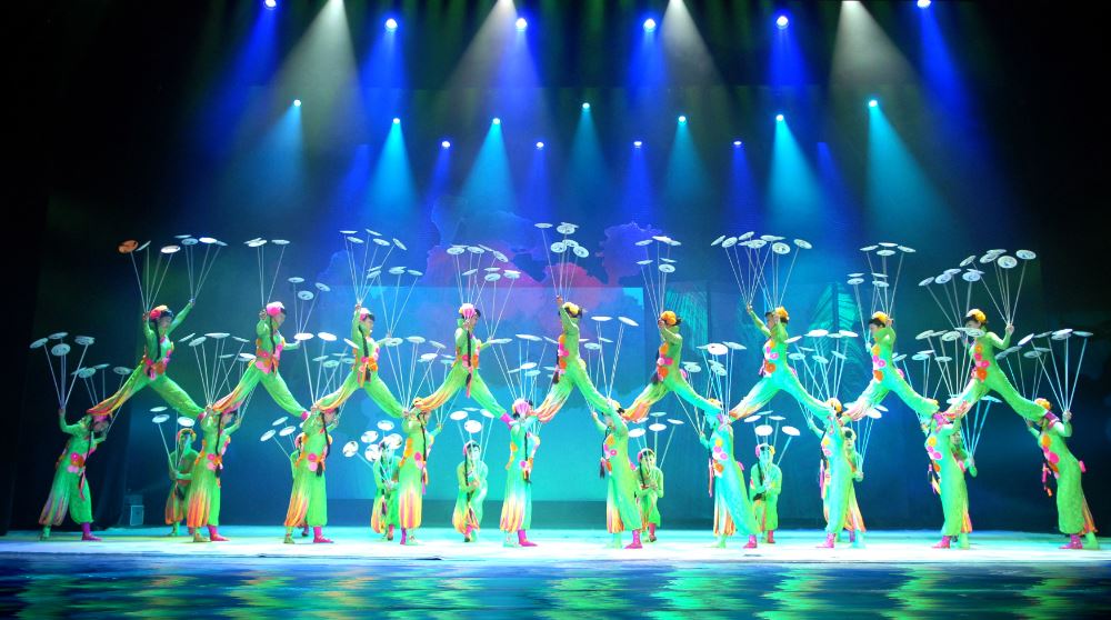 Araneta City brings in The All-new Grand China Acrobatic Circus