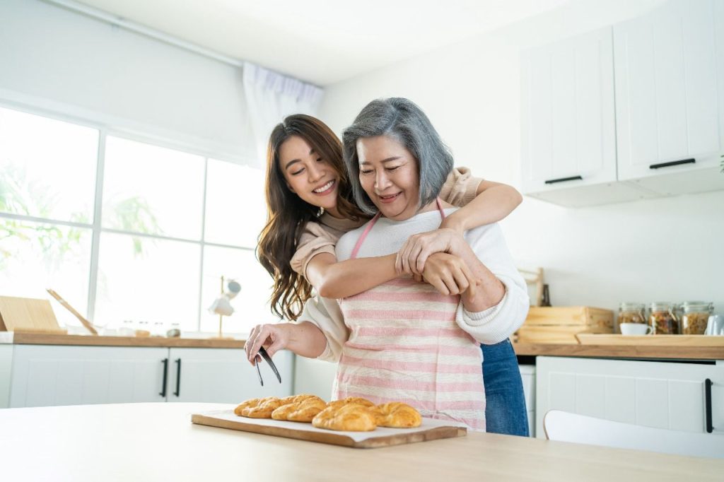 4 Heartfelt Ways to Give Mom the Gift of Time this Mother's Day