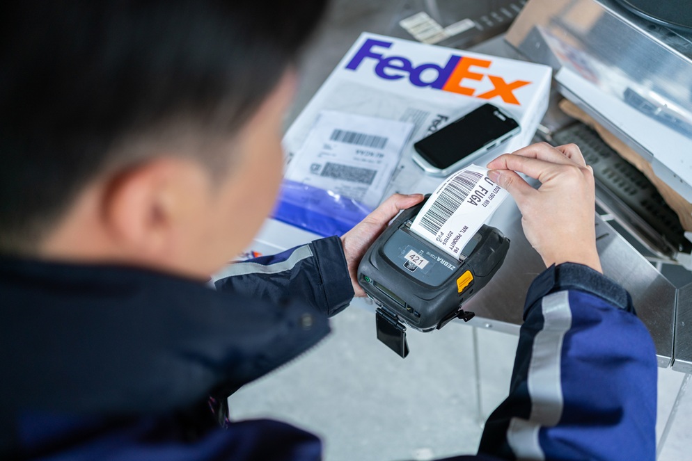FedEx Makes Holiday Shipping Easier with More Authorized ShipCenters Across the Philippines